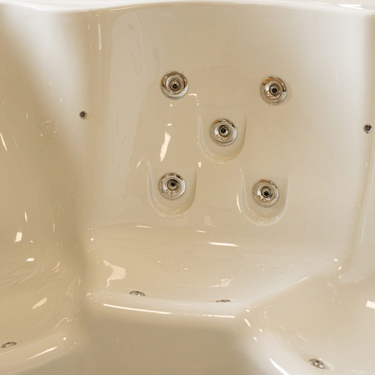 Zbliżenie na dysze powietrzne w jacuzzi 215x215 cm