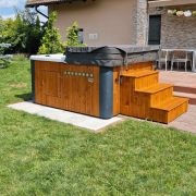 Jacuzzi ogrodowe z pokrywą termiczną 10 cm – ochrona i izolacja