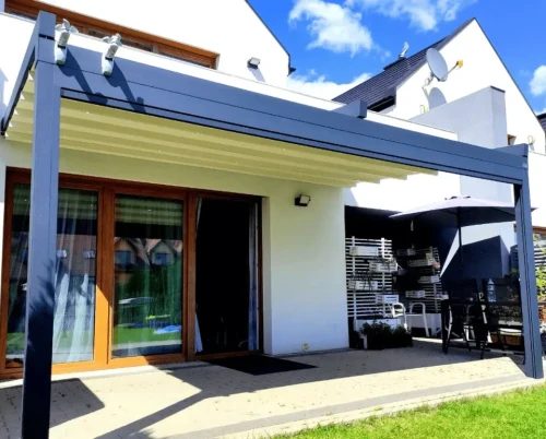 Pergola ogrodowa Portofino z LED i systemem ZIP screen – funkcjonalna strefa relaksu w ogrodzie