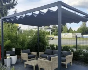 Pergola tarasowa Palermo z tkaninowym zadaszeniem i aluminiowymi profilami – funkcjonalna przestrzeń wypoczynku