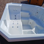 System 20 dysz masujących w jacuzzi ogrodowym 193x200