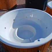 System 8 dysz hydromasażu wodnego w okrągłym jacuzzi 200 cm