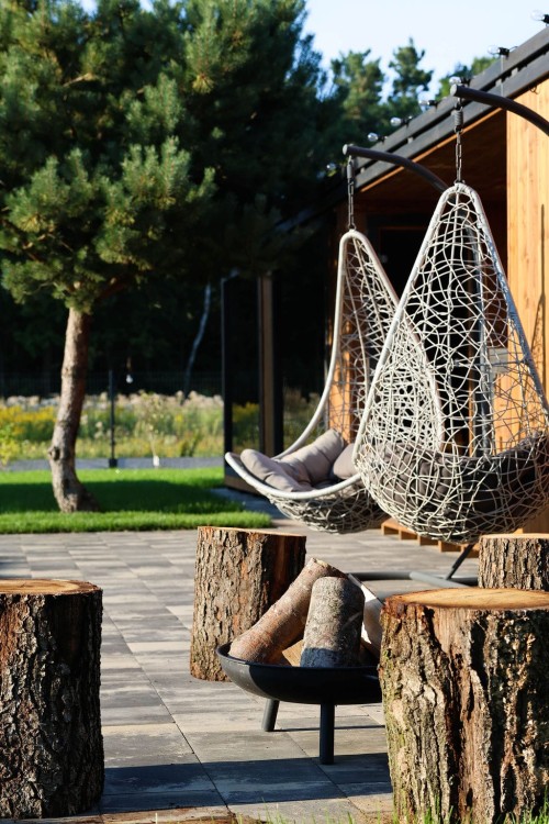 Całoroczny domek spa Mokko – sauna, jacuzzi i prysznic w jednym miejscu.